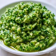 Pesto Zucchine Mandorle: Fresco e Cremoso