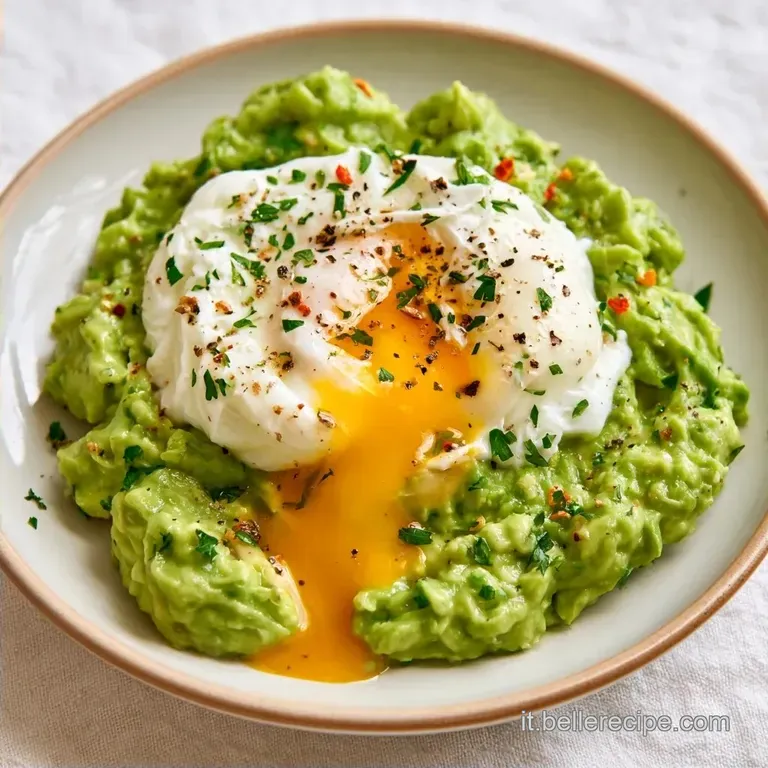 Uovo In Camicia Avocado per un Brunch Energetico